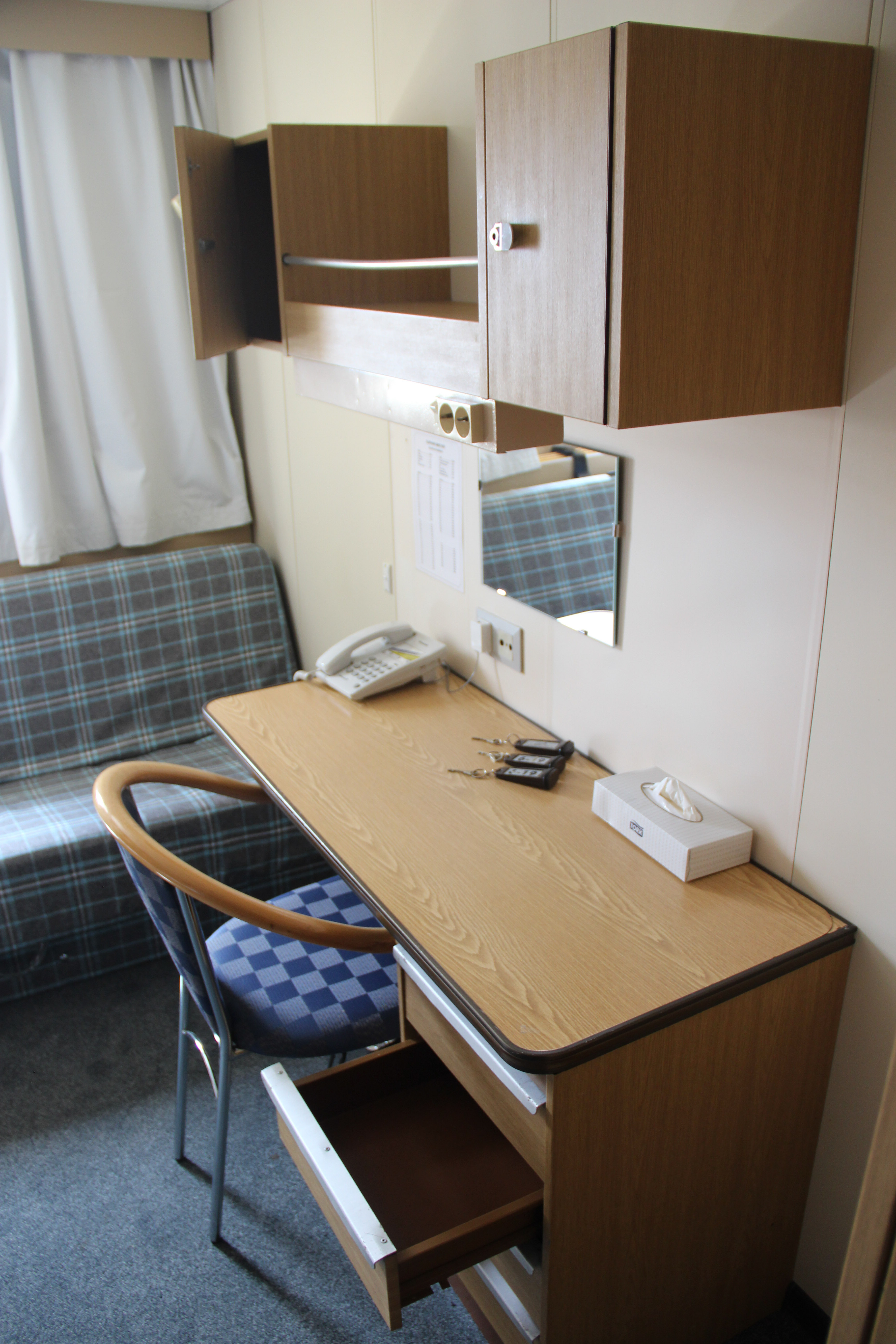 Quark Expeditions Kapitan Khlebnikov Triple Cabin 9.jpg